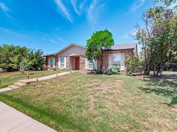 5588  Squires Drive , The Colony Texas 75056