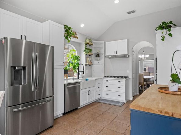405  High Desert Drive , Fort Worth Texas 76131