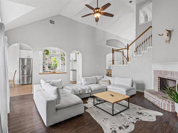 405  High Desert Drive , Fort Worth Texas 76131