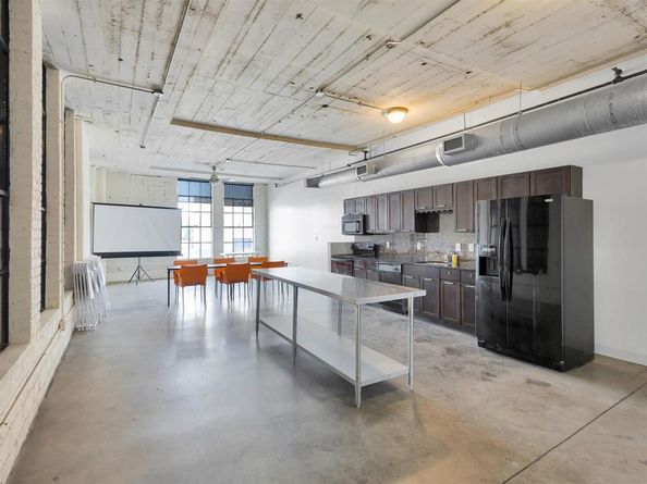 1122  Jackson Street  1103, Dallas Texas 75202