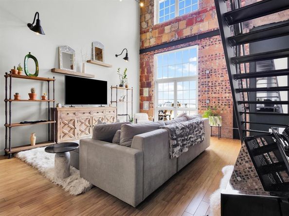 1122  Jackson Street  1103, Dallas Texas 75202