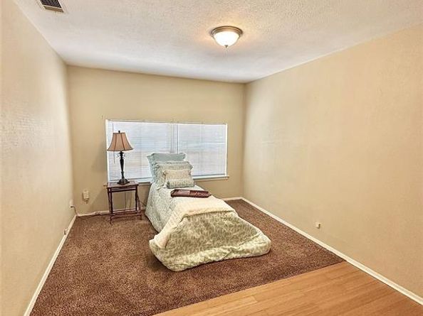 1125  Laguna Drive , Denton Texas 76209