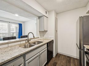 6050  Melody Lane  107, Dallas Texas 75231