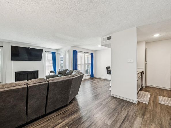 6050  Melody Lane  107, Dallas Texas 75231