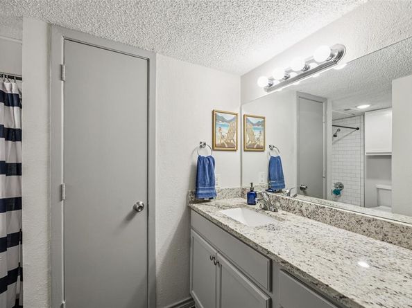 6050  Melody Lane  107, Dallas Texas 75231