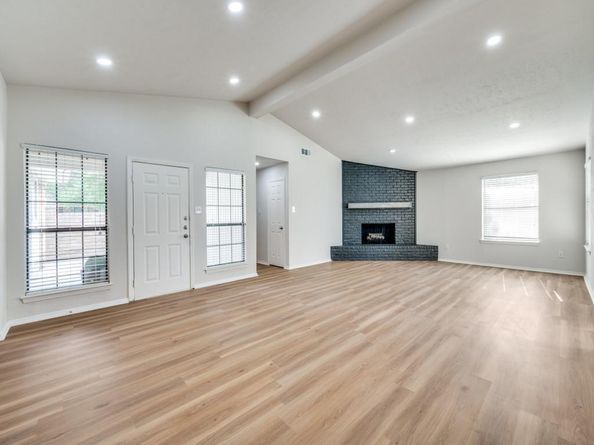 2126  Pueblo Drive , Carrollton Texas 75006