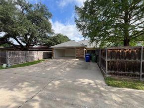 2126  Pueblo Drive , Carrollton Texas 75006