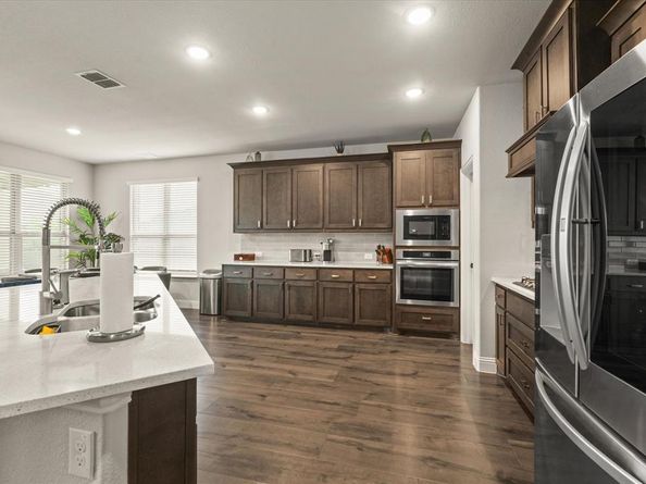 1156  Richard Pittmon Drive , DeSoto Texas 75115