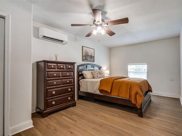 10225  Pinecrest Drive , Dallas Texas 75228