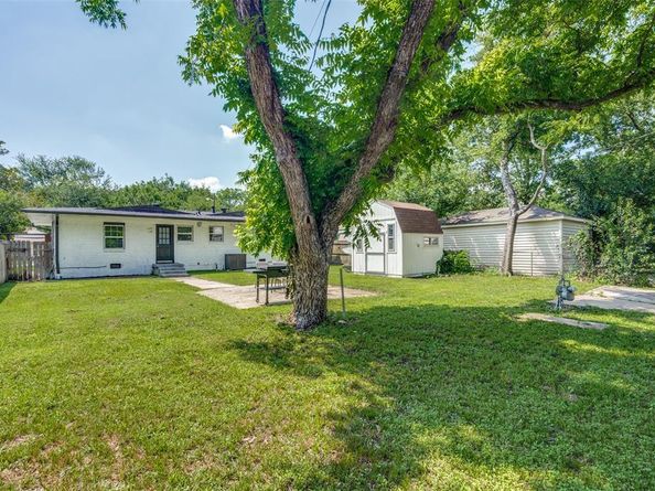 10225  Pinecrest Drive , Dallas Texas 75228