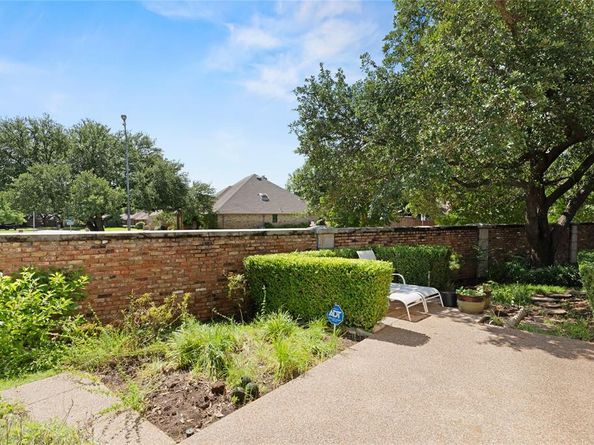 5963  River Bend Drive , Benbrook Texas 76132