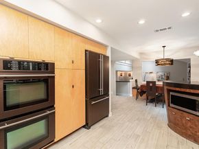 6141  Prestondell Court , Dallas Texas 75240