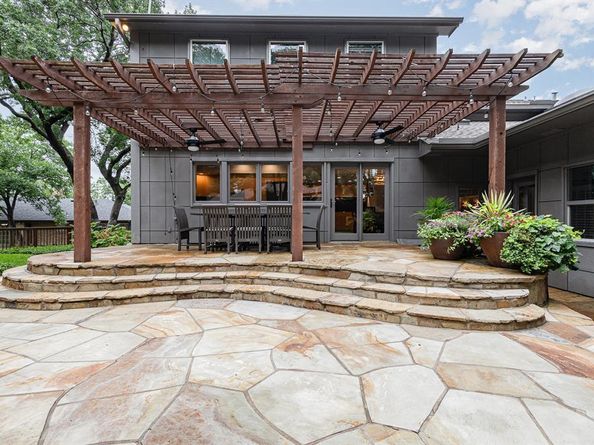 6141  Prestondell Court , Dallas Texas 75240