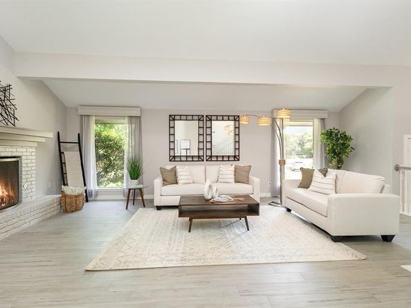 6141  Prestondell Court , Dallas Texas 75240