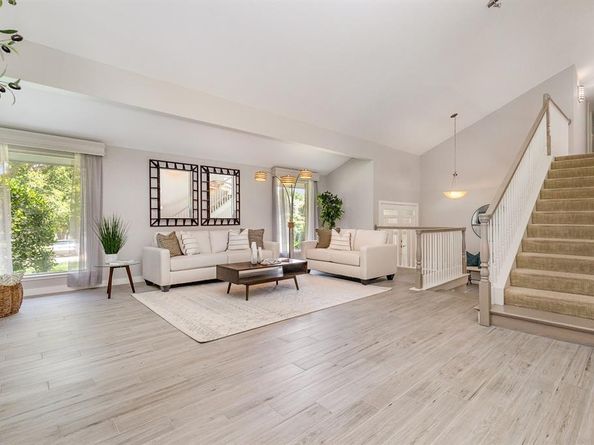 6141  Prestondell Court , Dallas Texas 75240