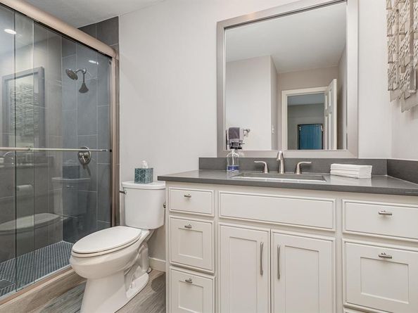 6141  Prestondell Court , Dallas Texas 75240