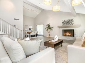 6141  Prestondell Court , Dallas Texas 75240