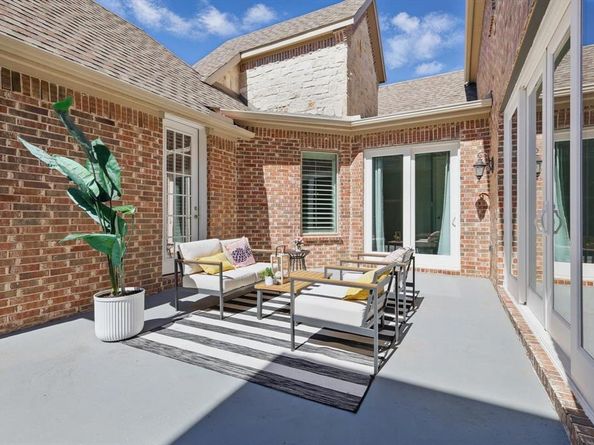 2417  Barton Creek Boulevard , The Colony Texas 75056