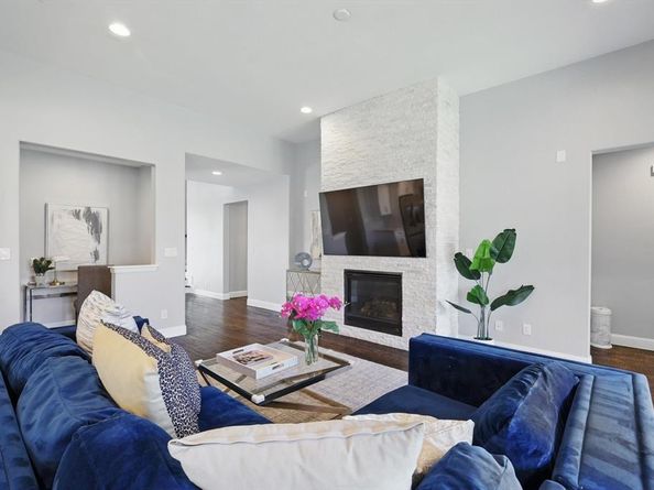 2417  Barton Creek Boulevard , The Colony Texas 75056