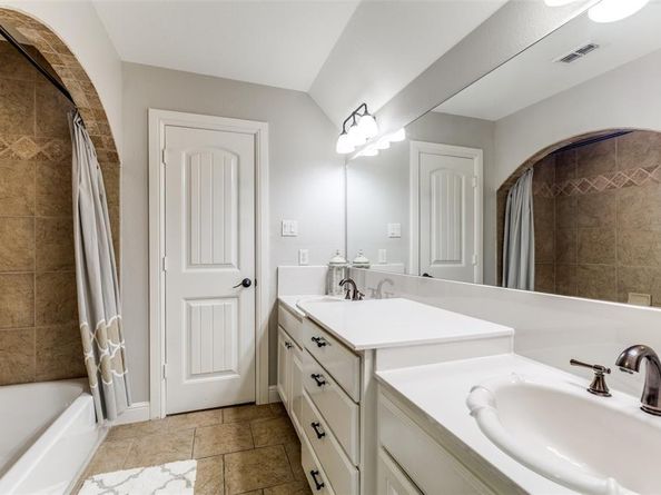 8813  Summit Point Court , Fort Worth Texas 76179