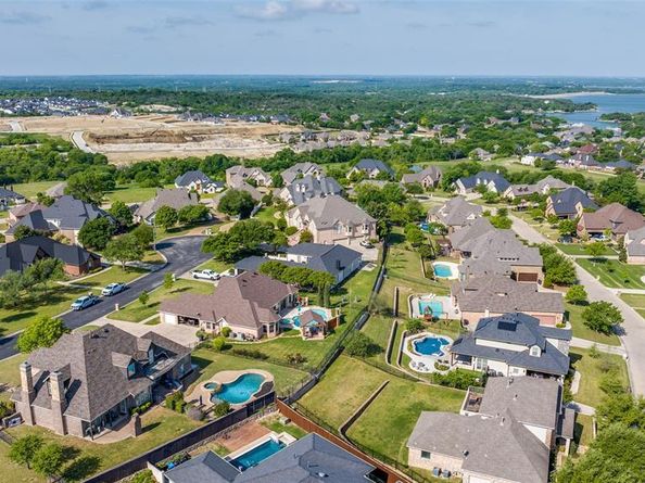 8813  Summit Point Court , Fort Worth Texas 76179