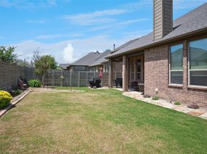 1425  10th Street , Argyle Texas 76226