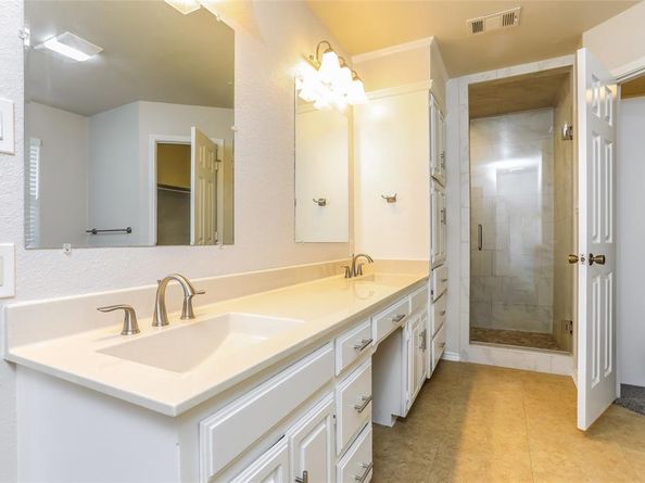 1  Roaring Creek Court , Trophy Club Texas 76262