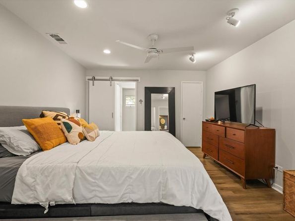 4231  Travis Street  29, Dallas Texas 75205