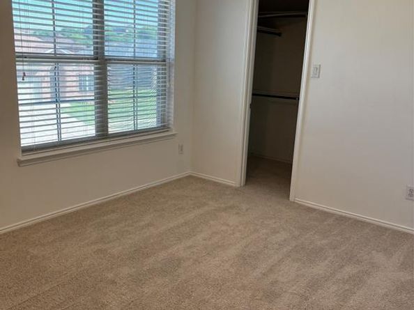 6546  Portside Ridge Ln Lane , Dallas Texas 75249