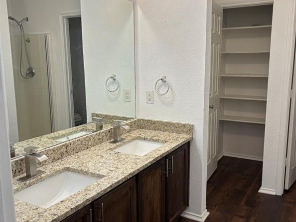 6546  Portside Ridge Ln Lane , Dallas Texas 75249