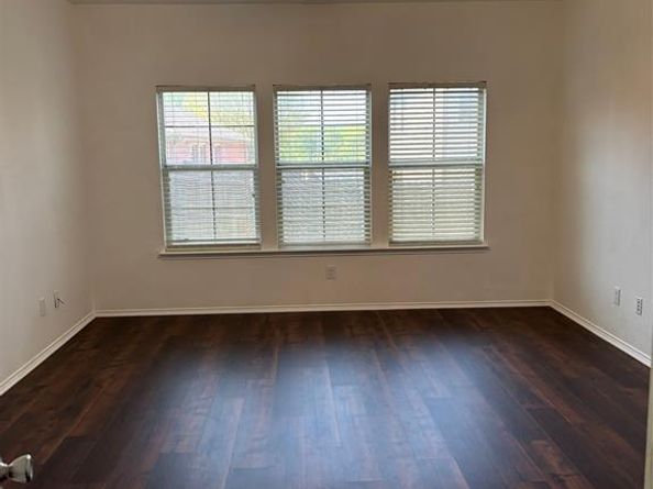 6546  Portside Ridge Ln Lane , Dallas Texas 75249