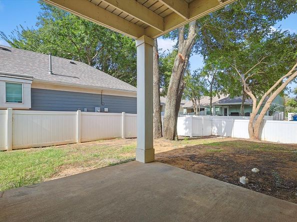 1901  Rodgers Lane , Providence Village Texas 76227