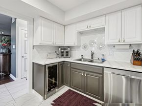 5200  Keller Springs Road  815, Dallas Texas 75248