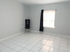 1113  Maydelle Lane , Garland Texas 75042