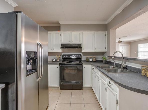 2013  Proctor Drive , Grand Prairie Texas 75051