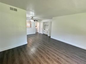 3616  Parkridge Drive  108, Dallas Texas 75234