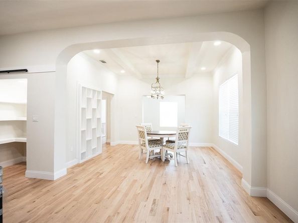 1606  Denver Avenue , Fort Worth Texas 76164