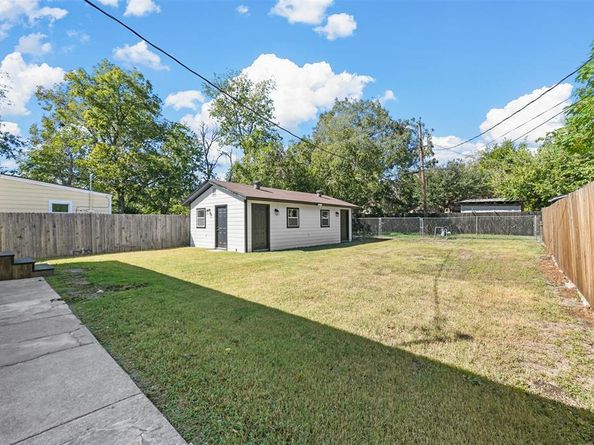 3958  Valentine Street , Fort Worth Texas 76107