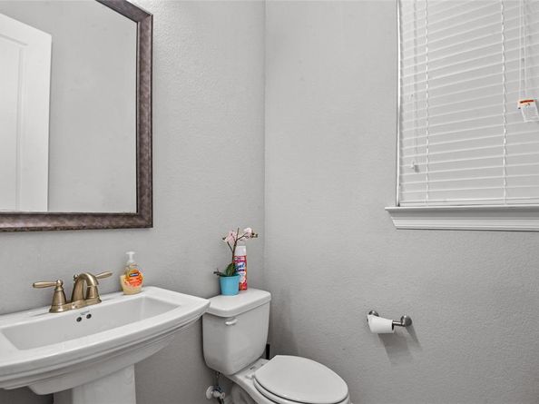 1602  Cypress Garden Lane , Garland Texas 75040