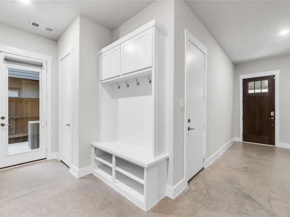 625 N Tyler Street  402, Dallas Texas 75208
