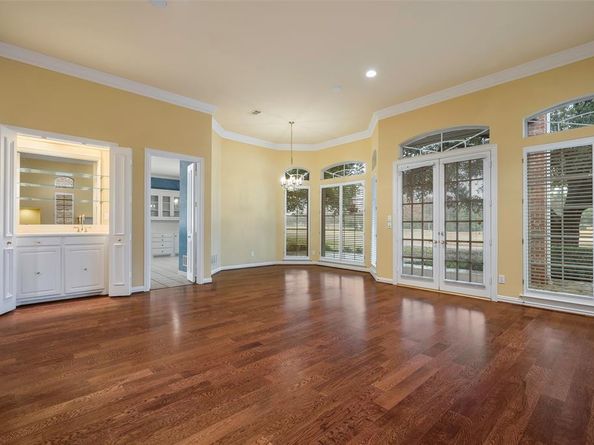 5120  Briar Tree Drive , Dallas Texas 75248