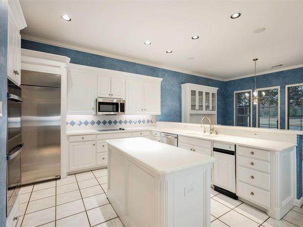 5120  Briar Tree Drive , Dallas Texas 75248