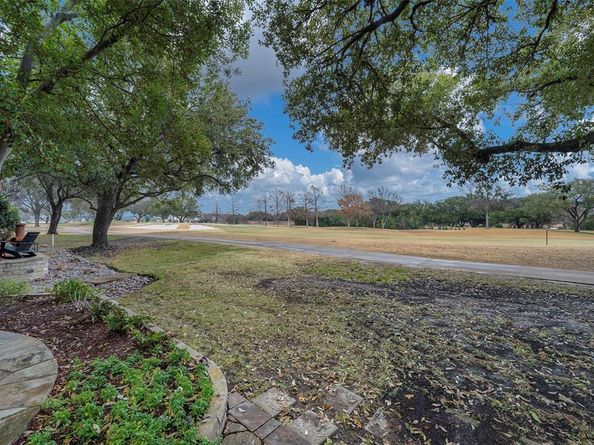 5120  Briar Tree Drive , Dallas Texas 75248