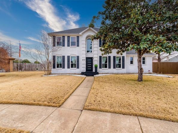 2702  Kingsbury Drive , Garland Texas 75040