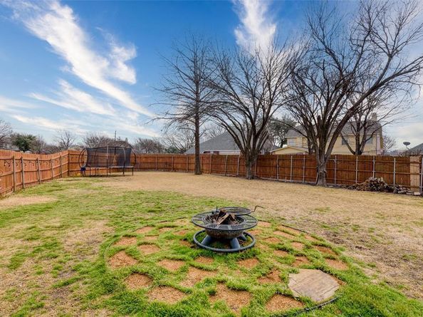 2702  Kingsbury Drive , Garland Texas 75040