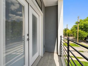 2507  Crossman Avenue , Dallas Texas 75212