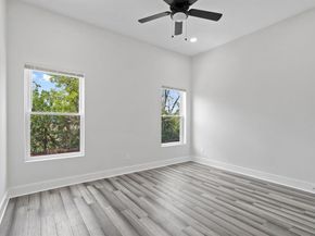 2507  Crossman Avenue , Dallas Texas 75212