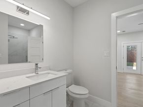 2507  Crossman Avenue , Dallas Texas 75212