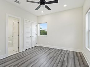 2507  Crossman Avenue , Dallas Texas 75212