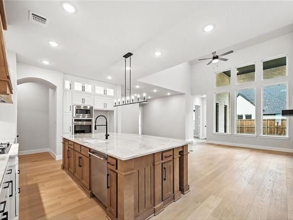 826  Shady Oaks Drive , Rockwall Texas 75087